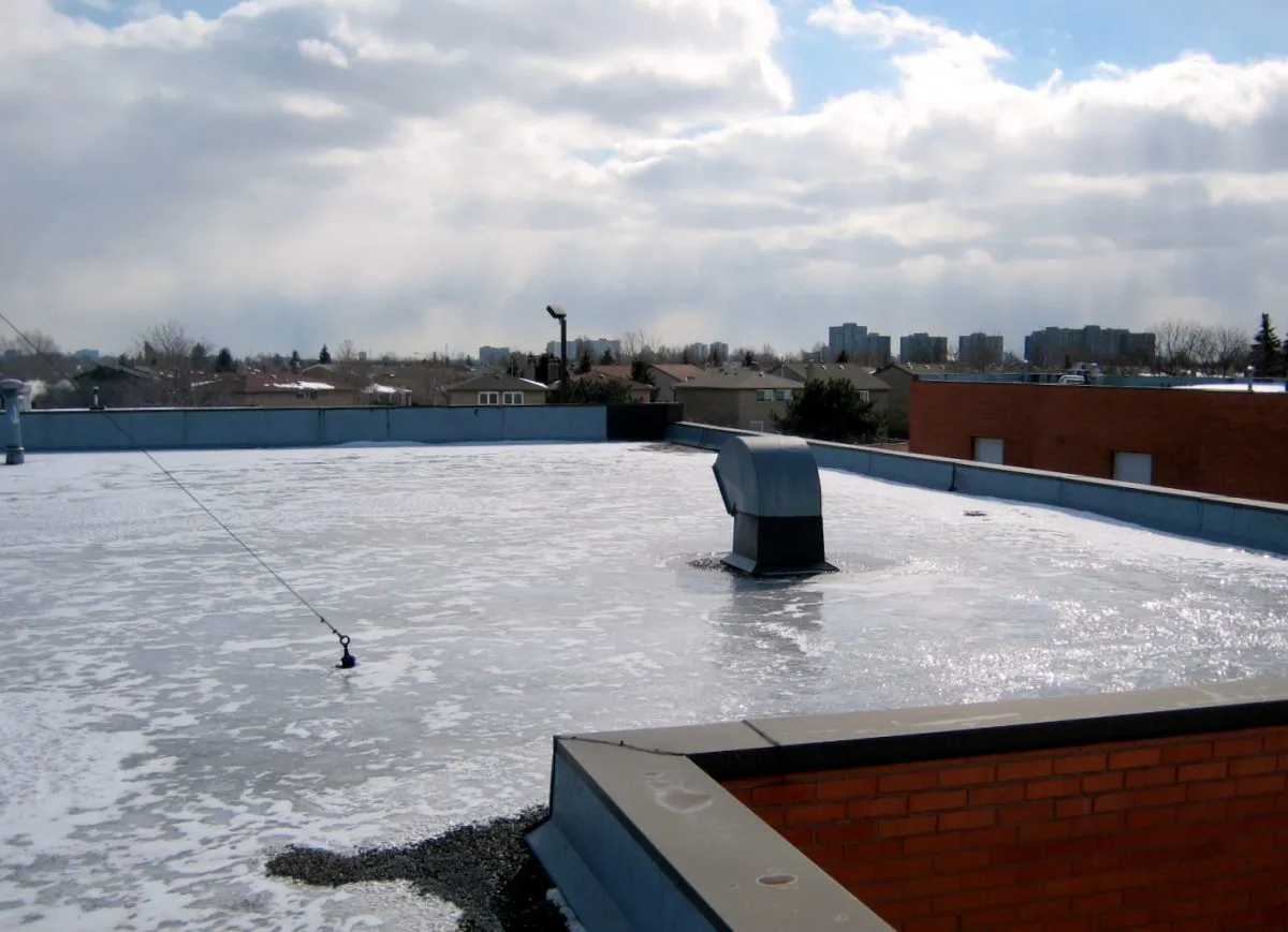 Commercial roofing work in Toledo, OH