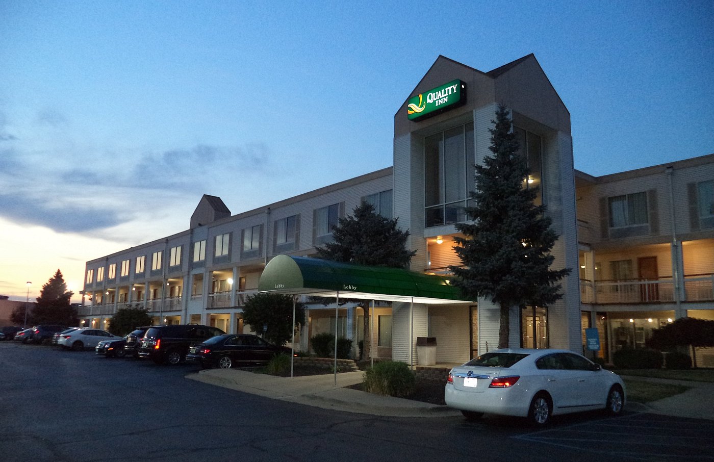 Commercial Roofing in Holland, OH